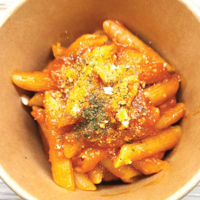 Penne with Spicy Tomato Sauce
