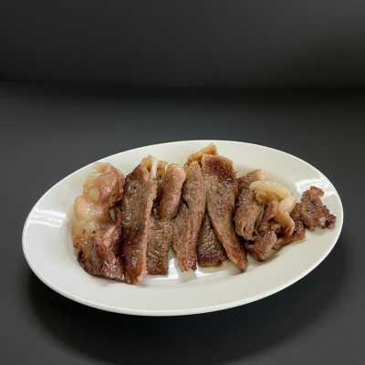 牛肩ロースのステーキ